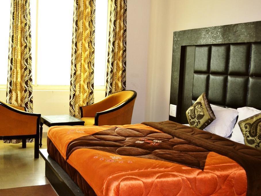The Great Ananda Hotell Haridwār Exteriör bild